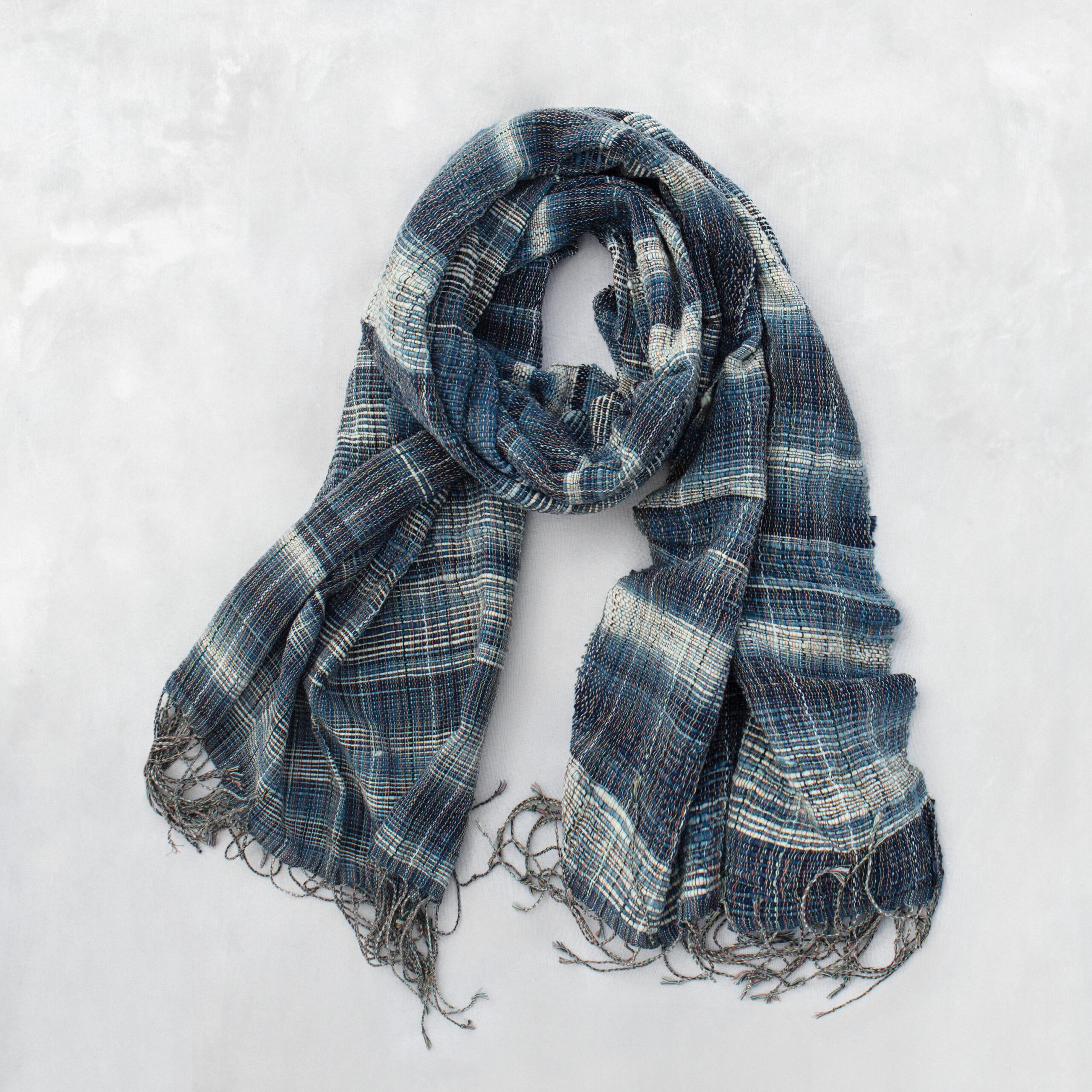 Artisan handwoven scarf handloom
